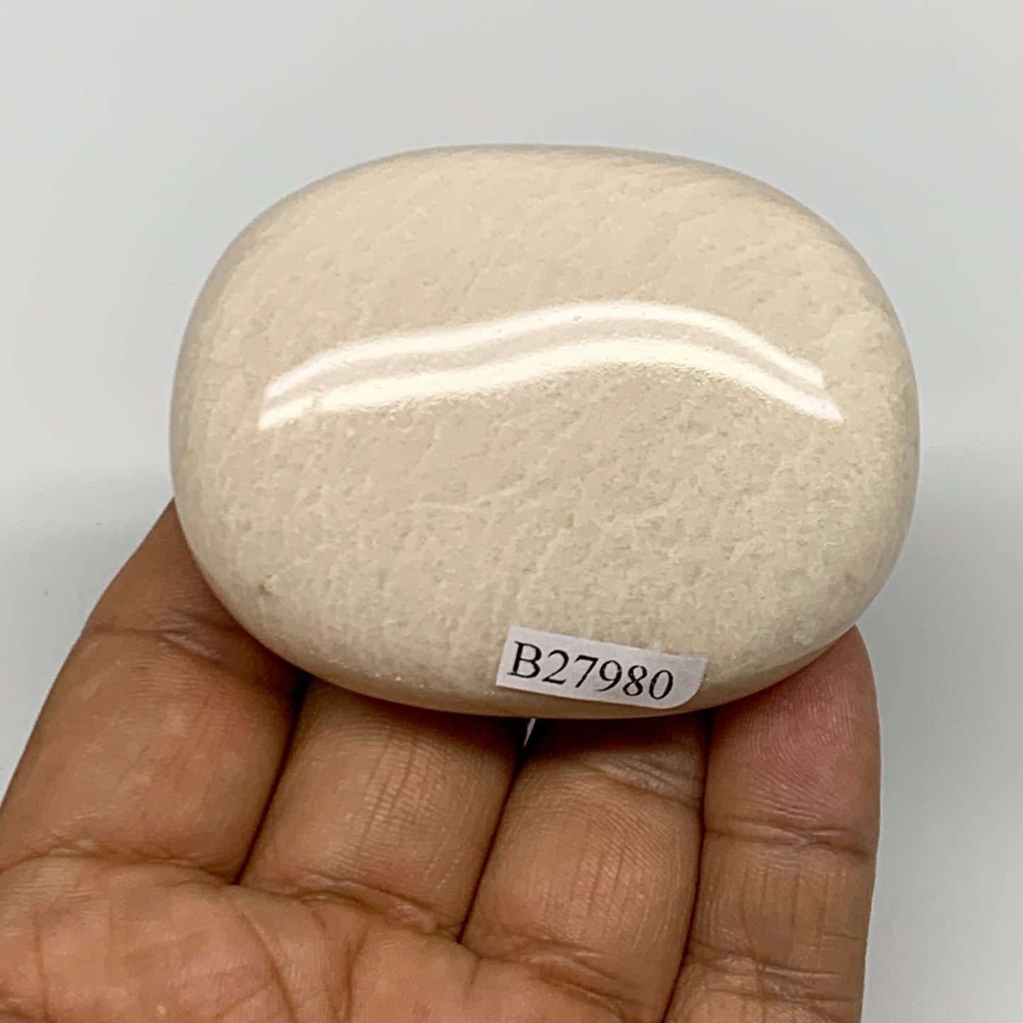 113.7g,2.4"x1.9"x0.9" Peach Moonstone Crystal Palm-Stone Polished Reiki, B27980