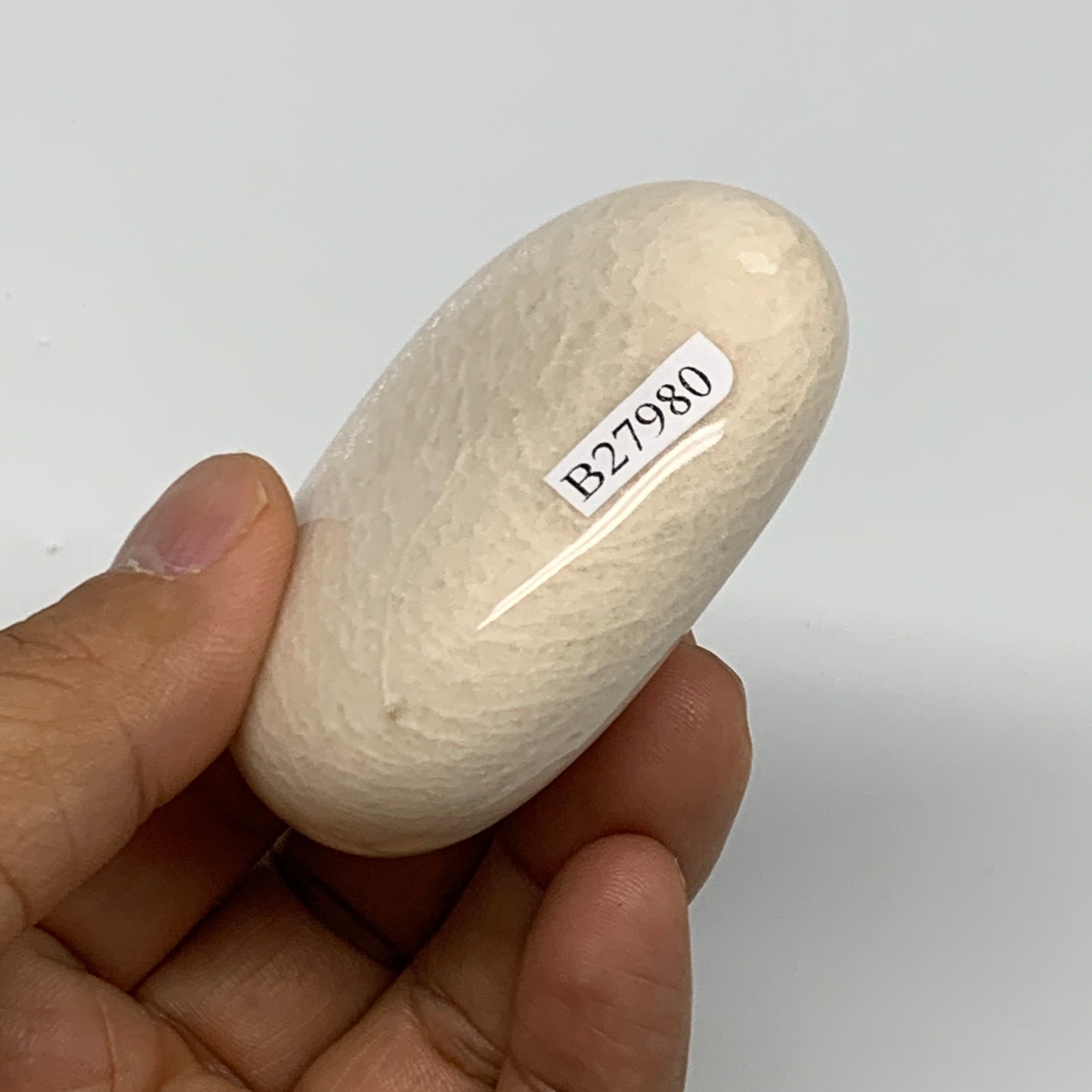 113.7g,2.4"x1.9"x0.9" Peach Moonstone Crystal Palm-Stone Polished Reiki, B27980