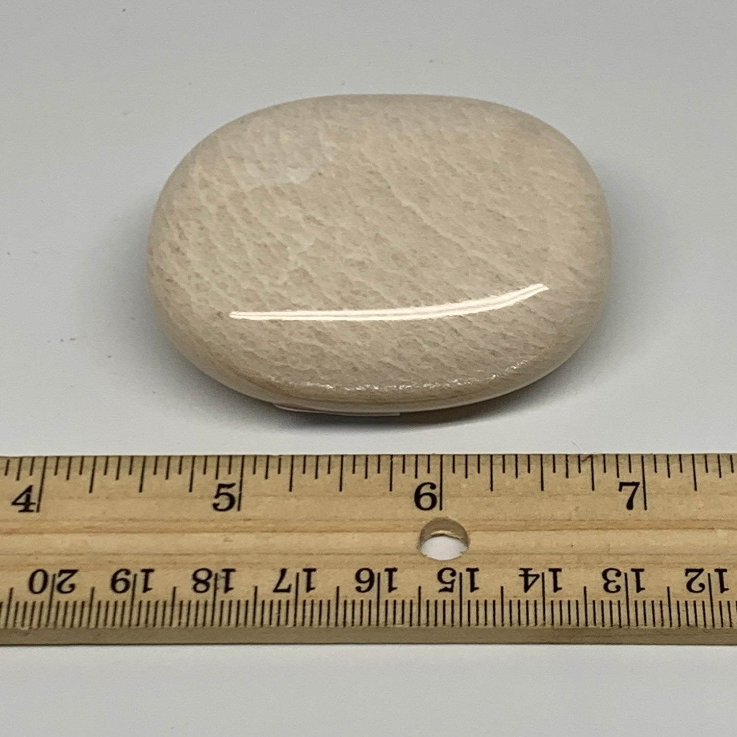 113.7g,2.4"x1.9"x0.9" Peach Moonstone Crystal Palm-Stone Polished Reiki, B27980