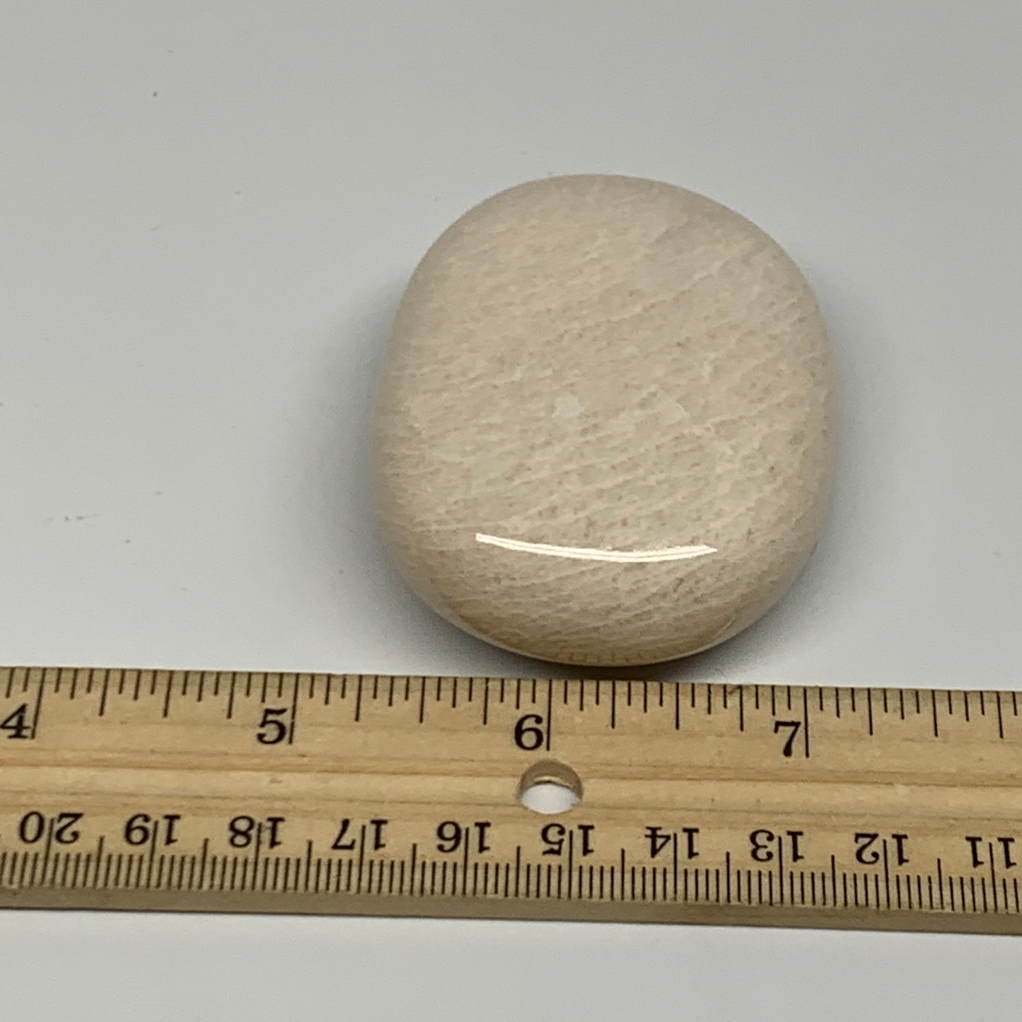 113.7g,2.4"x1.9"x0.9" Peach Moonstone Crystal Palm-Stone Polished Reiki, B27980