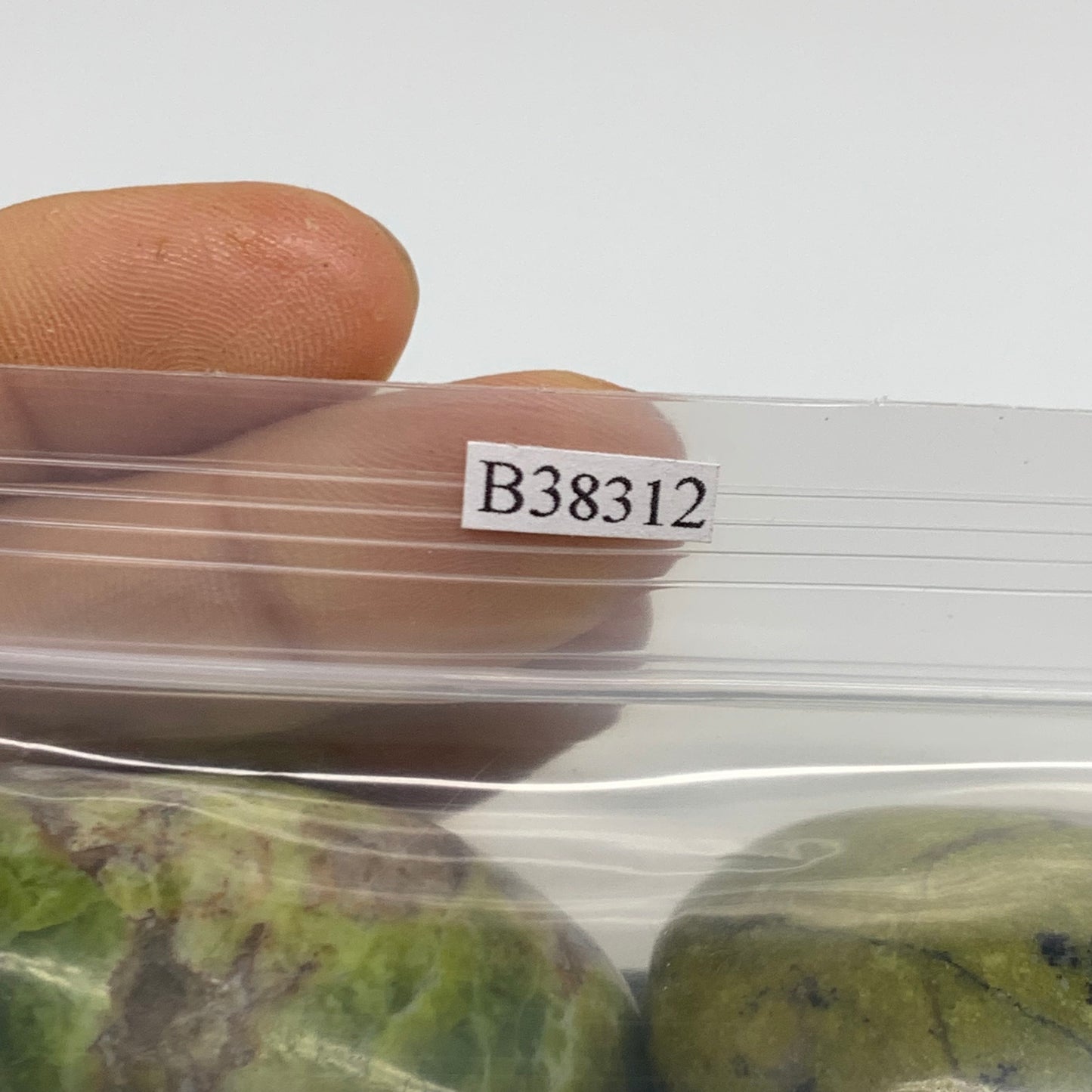 2.16 lbs, 2"-2.4", 12pcs, Green Opal Crystal PalmStone Wholesale, B38312