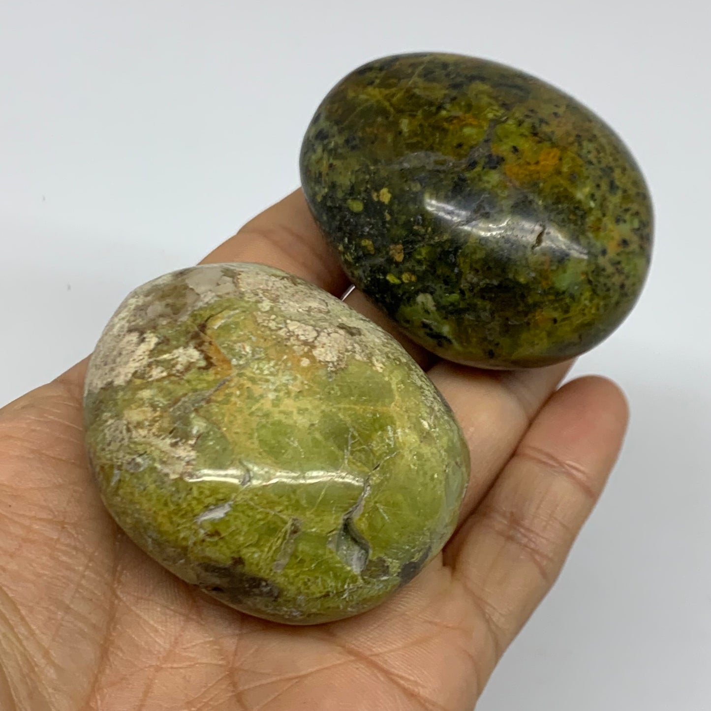 179.9g, 2.2"-2.2", 2pcs, Green Opal Crystal PalmStone Polished Reiki, B38313