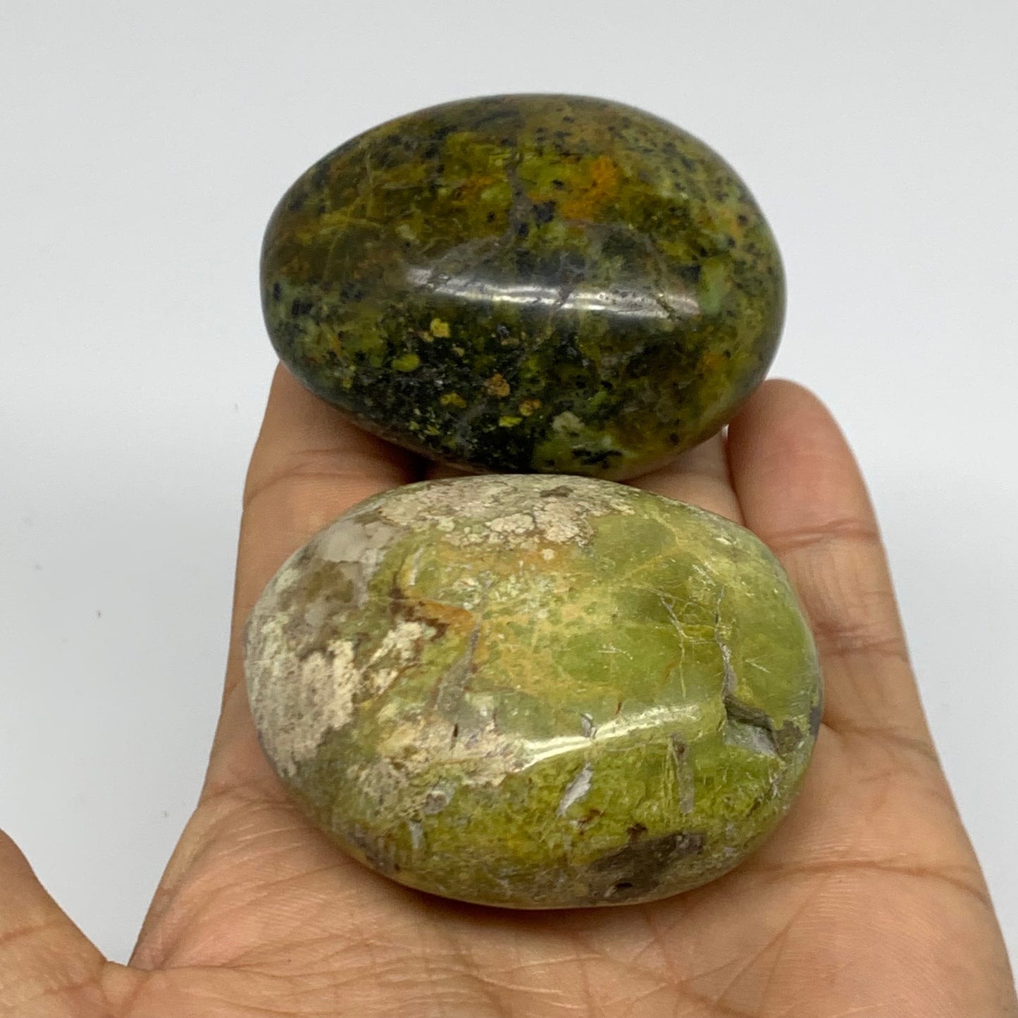 179.9g, 2.2"-2.2", 2pcs, Green Opal Crystal PalmStone Polished Reiki, B38313