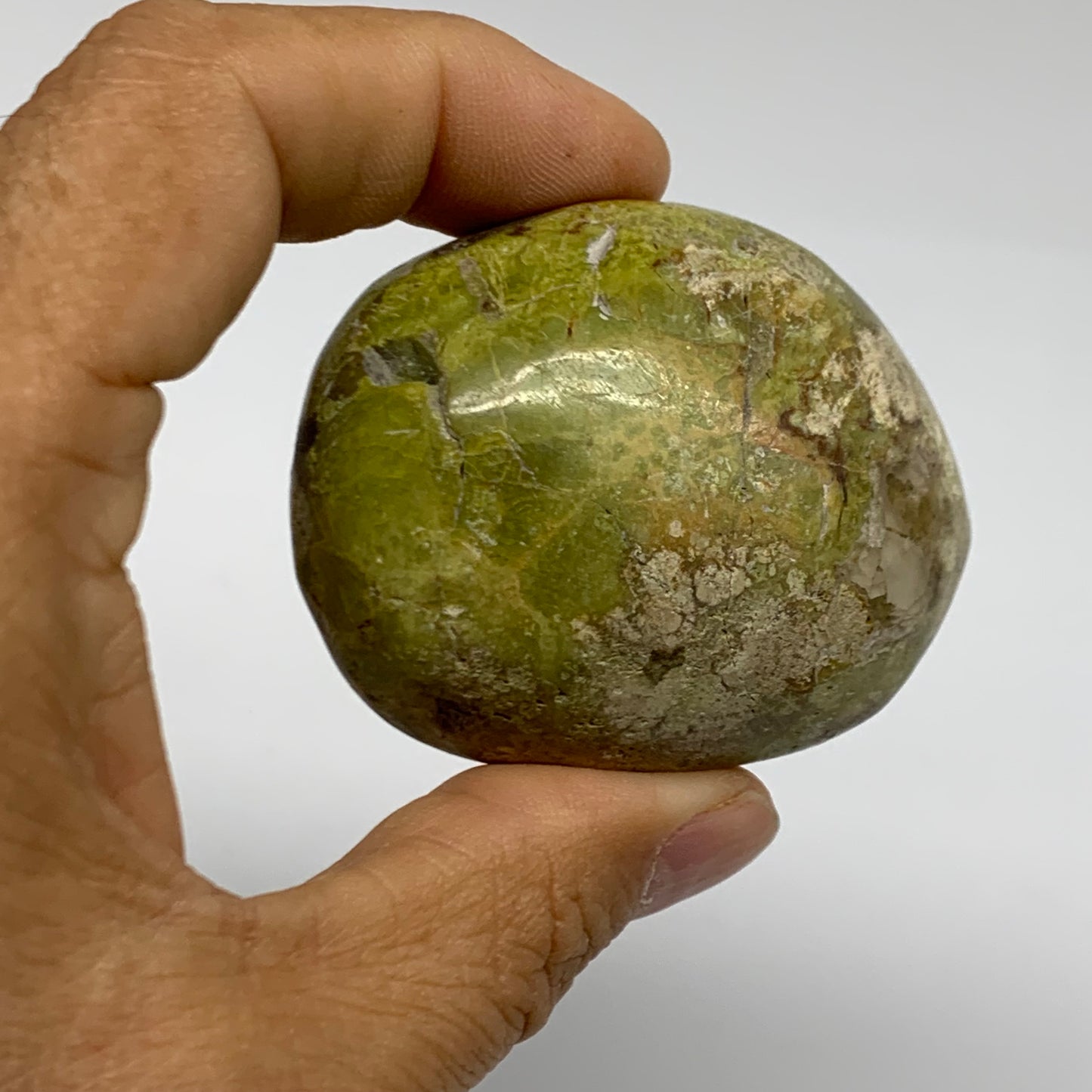 179.9g, 2.2"-2.2", 2pcs, Green Opal Crystal PalmStone Polished Reiki, B38313