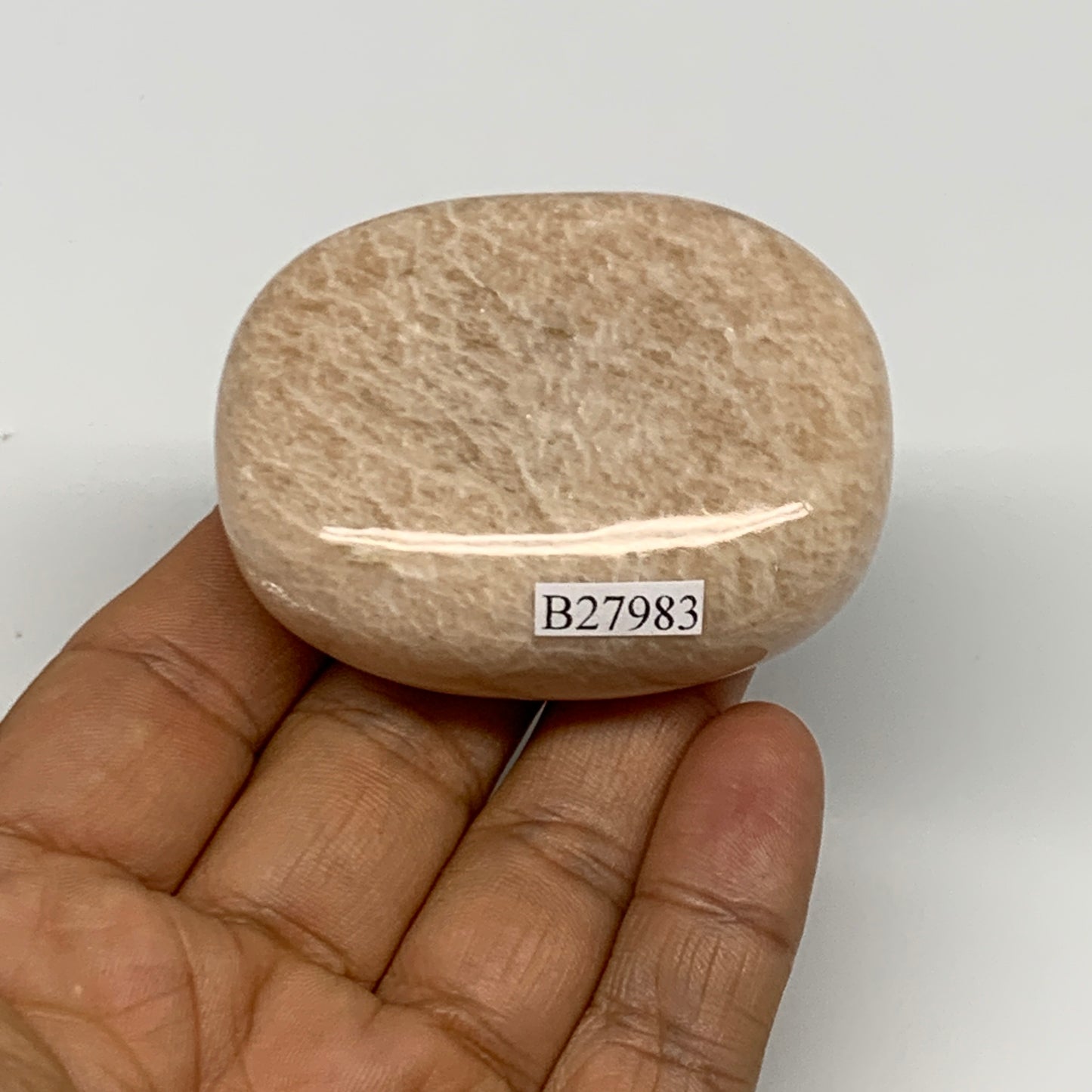 111.7g,2.3"x1.8"x0.9" Peach Moonstone Crystal Palm-Stone Polished Reiki, B27983