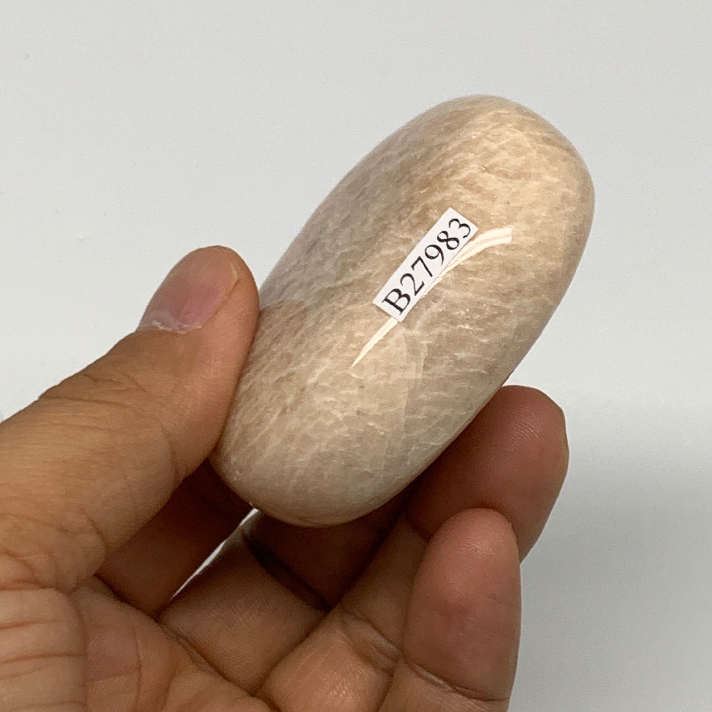 111.7g,2.3"x1.8"x0.9" Peach Moonstone Crystal Palm-Stone Polished Reiki, B27983