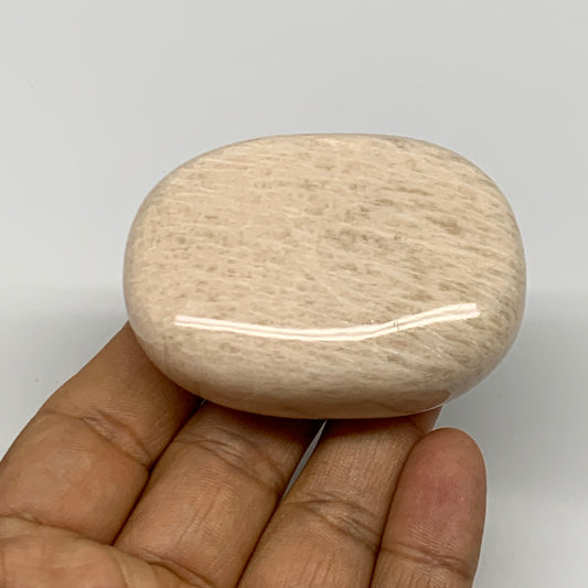 118.5g,2.4"x1.7"x0.9" Peach Moonstone Crystal Palm-Stone Polished Reiki, B27984