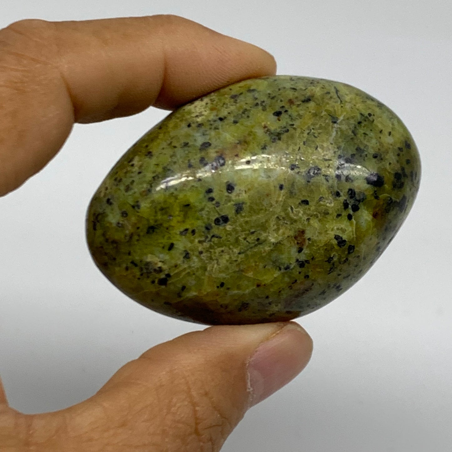 162.7g, 2.1"-2.2", 2pcs, Green Opal Crystal PalmStone Polished Reiki, B38315