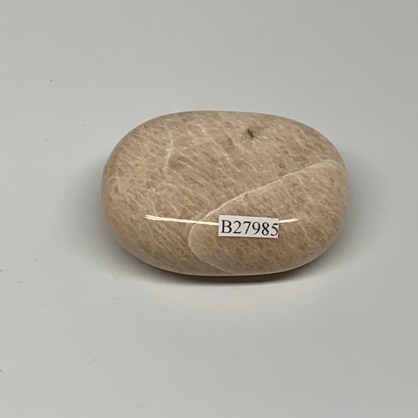 103.6g,2.3"x1.7"x0.9" Peach Moonstone Crystal Palm-Stone Polished Reiki, B27985