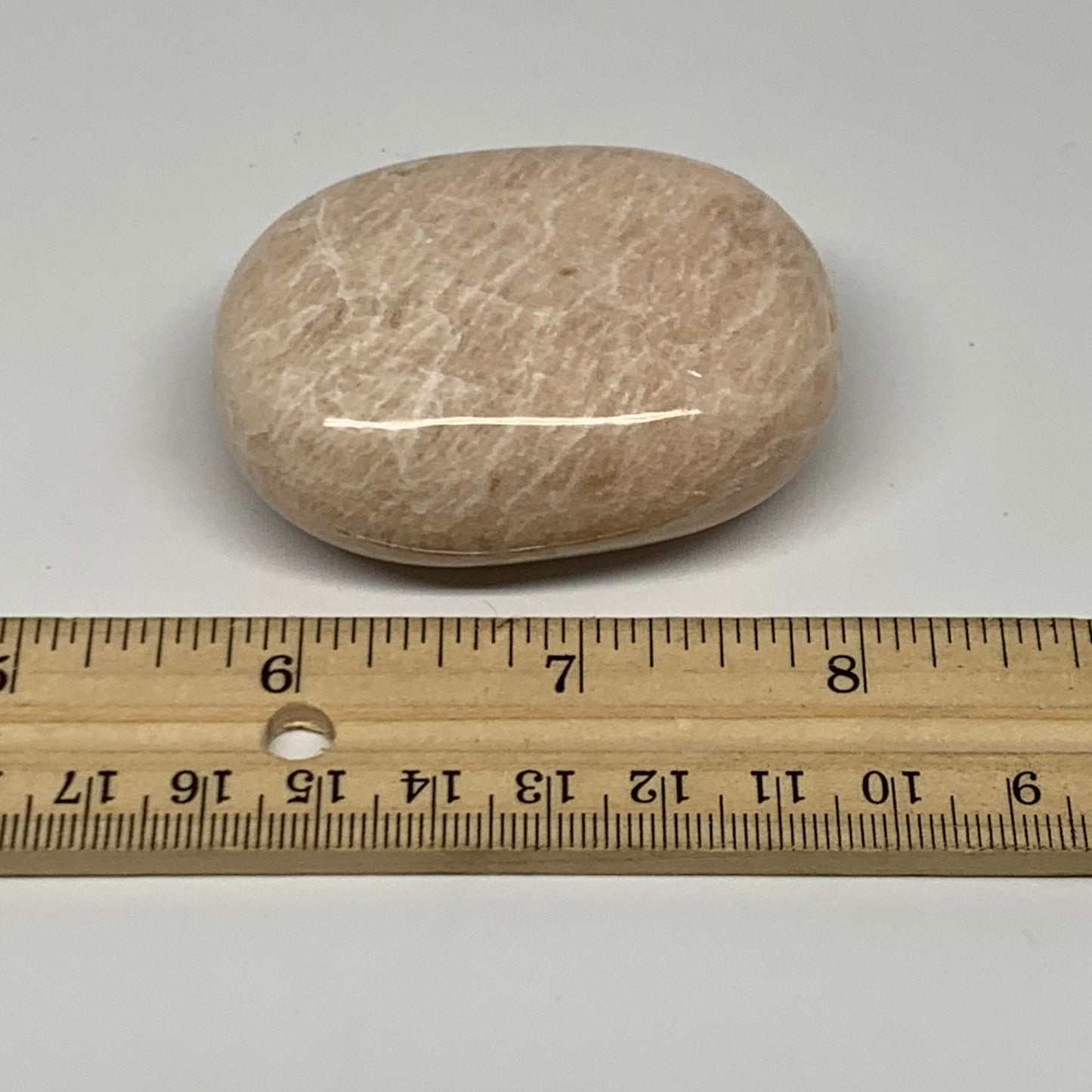 103.6g,2.3"x1.7"x0.9" Peach Moonstone Crystal Palm-Stone Polished Reiki, B27985