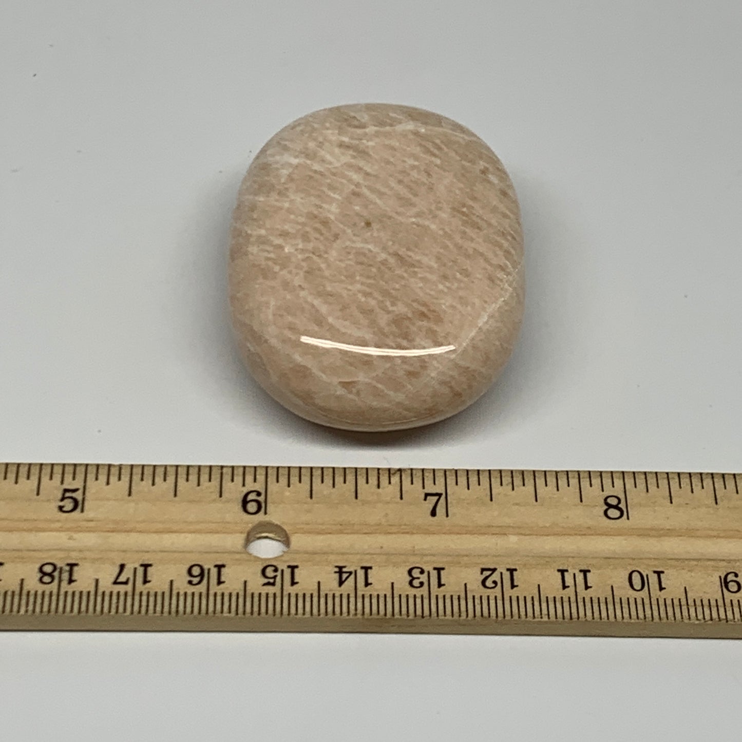 103.6g,2.3"x1.7"x0.9" Peach Moonstone Crystal Palm-Stone Polished Reiki, B27985