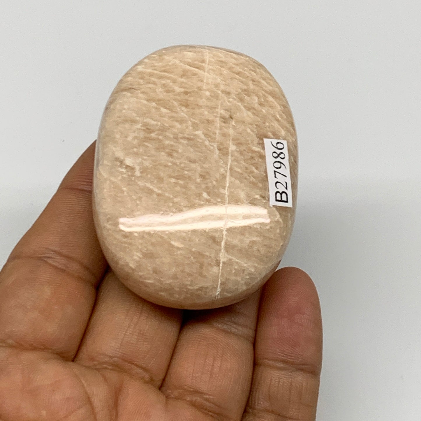 93.1g,2.2"x1.6"x0.9" Peach Moonstone Crystal Palm-Stone Polished Reiki, B27986