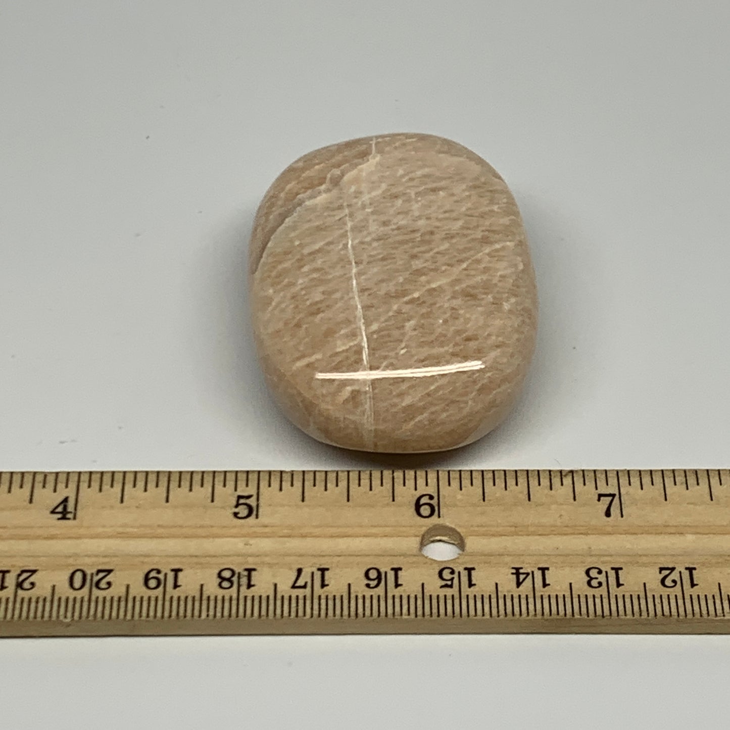 93.1g,2.2"x1.6"x0.9" Peach Moonstone Crystal Palm-Stone Polished Reiki, B27986