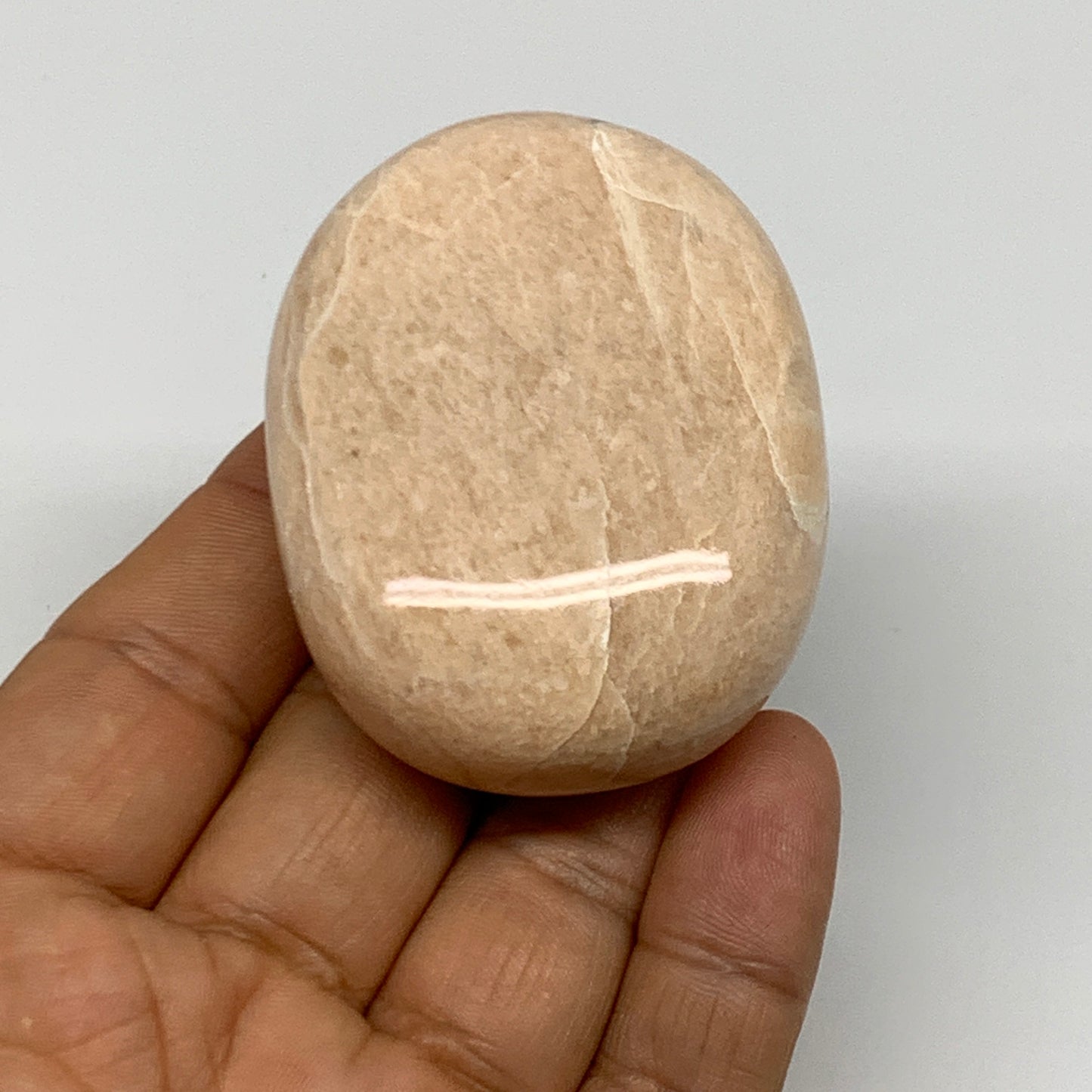 98.8g,2.3"x1.7"x0.9" Peach Moonstone Crystal Palm-Stone Polished Reiki, B27987