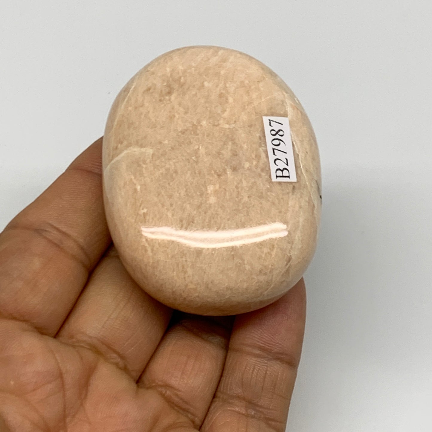 98.8g,2.3"x1.7"x0.9" Peach Moonstone Crystal Palm-Stone Polished Reiki, B27987