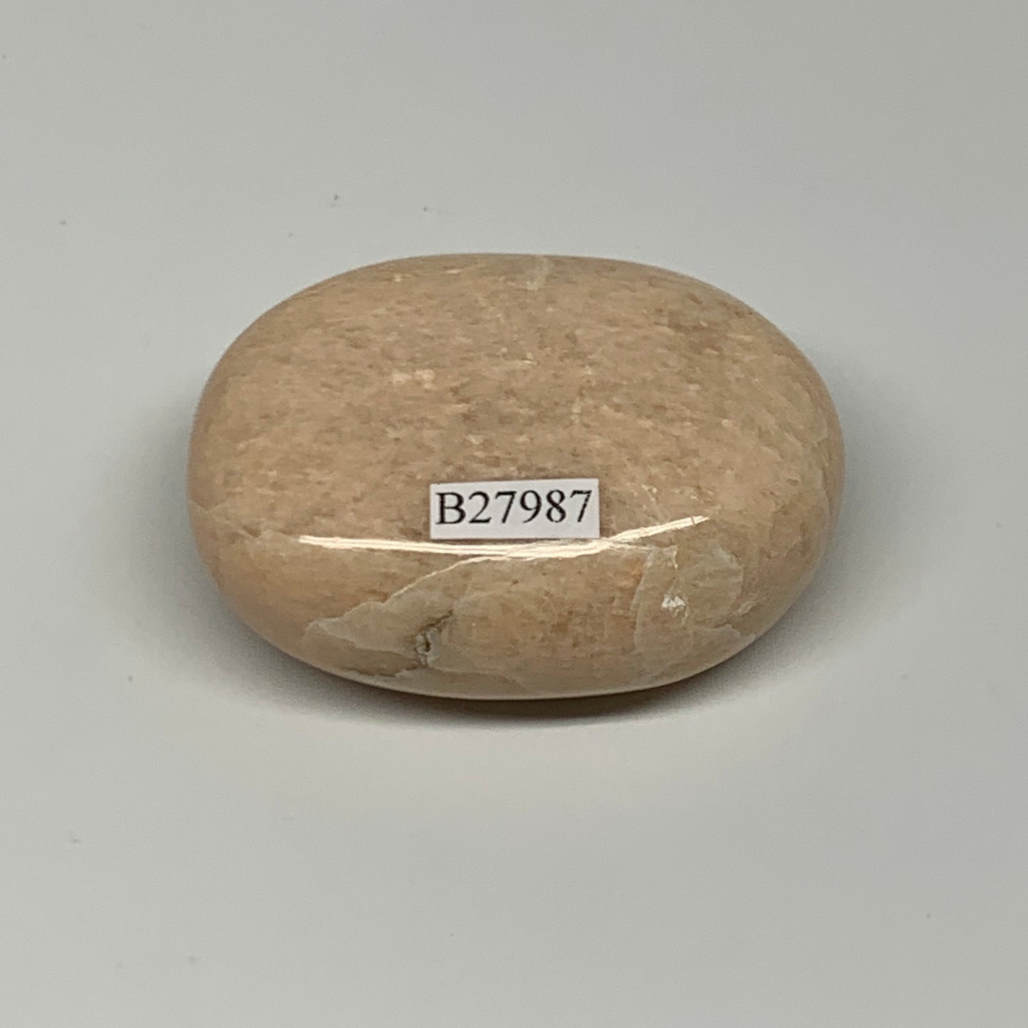 98.8g,2.3"x1.7"x0.9" Peach Moonstone Crystal Palm-Stone Polished Reiki, B27987