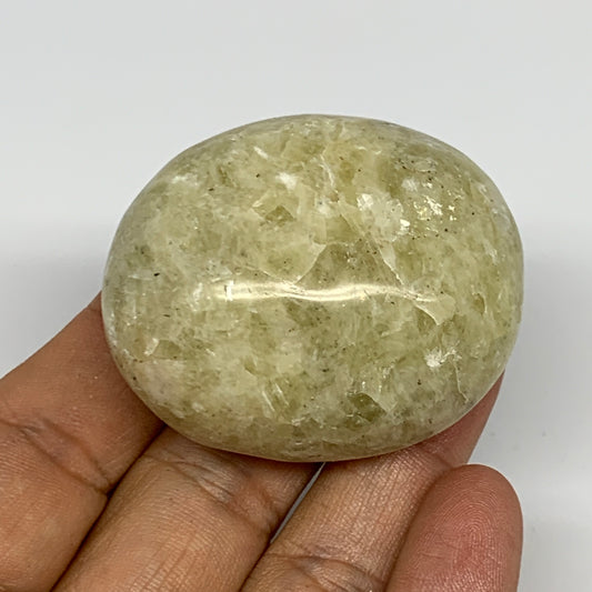 86g,2"x1.6"x1", Natural Yellow Calcite Palm-Stone Crystal Polished Reiki, B16843