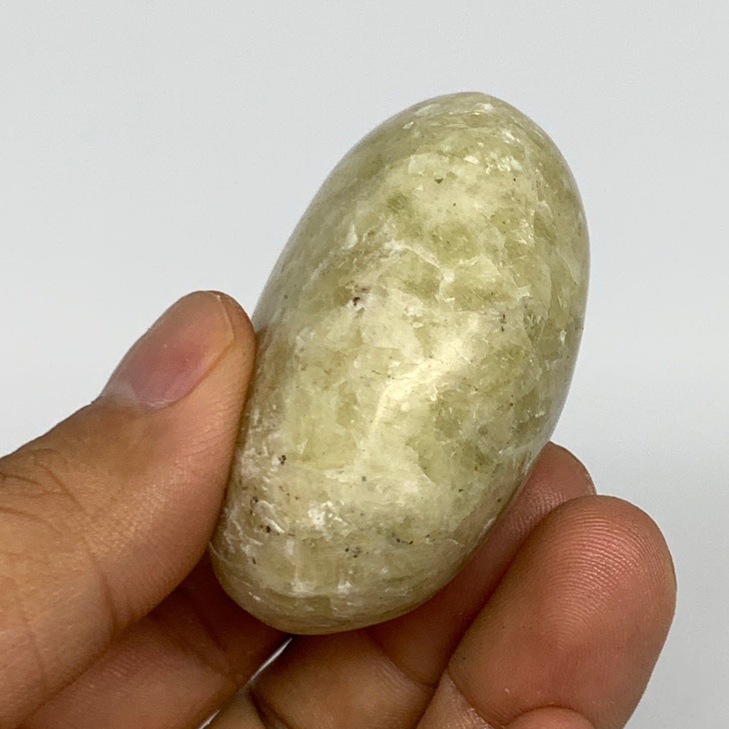 86g,2"x1.6"x1", Natural Yellow Calcite Palm-Stone Crystal Polished Reiki, B16843