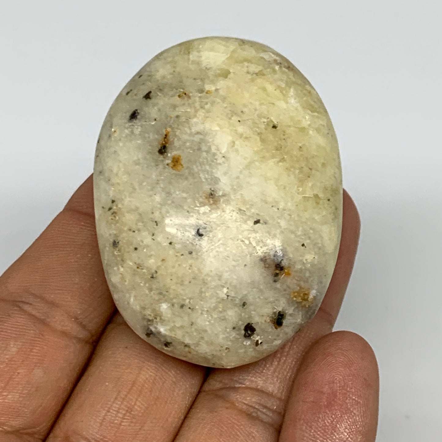 72.5g,2.2"x1.6"x0.9", Natural Yellow Calcite Palm-Stone Crystal Polished Reiki,