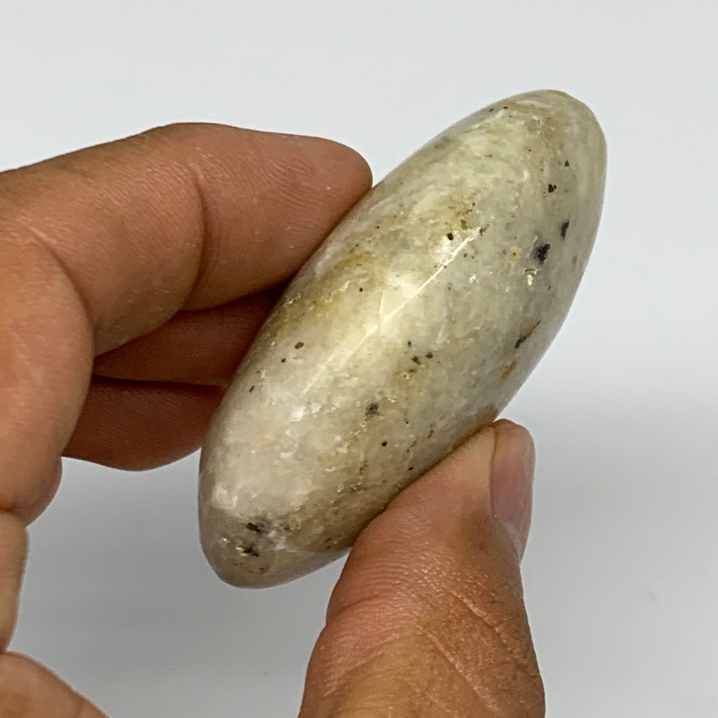 72.5g,2.2"x1.6"x0.9", Natural Yellow Calcite Palm-Stone Crystal Polished Reiki,