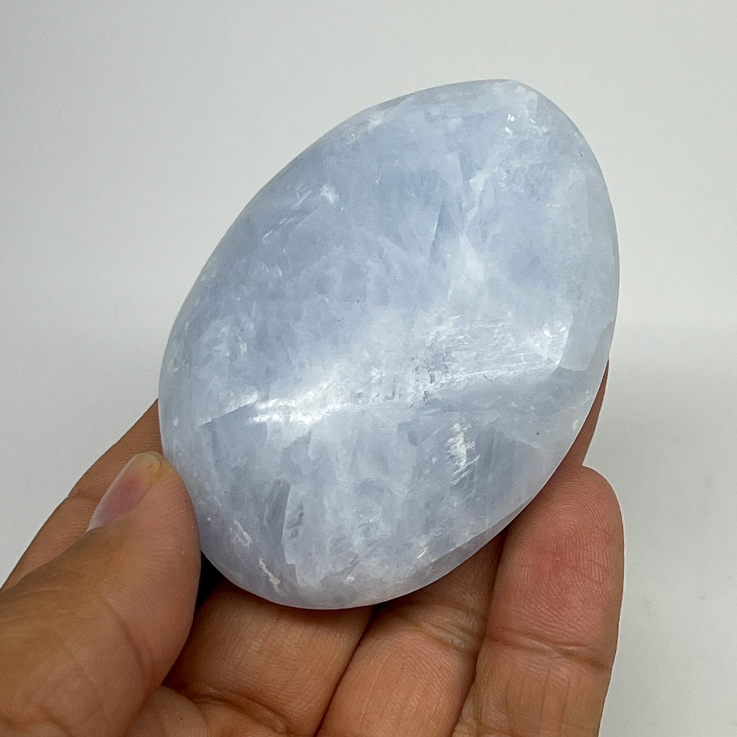 103.7g, 2.6"x1.9"x1" Blue Calcite Small Palm-Stone Tumbled @Madagascar, B20751