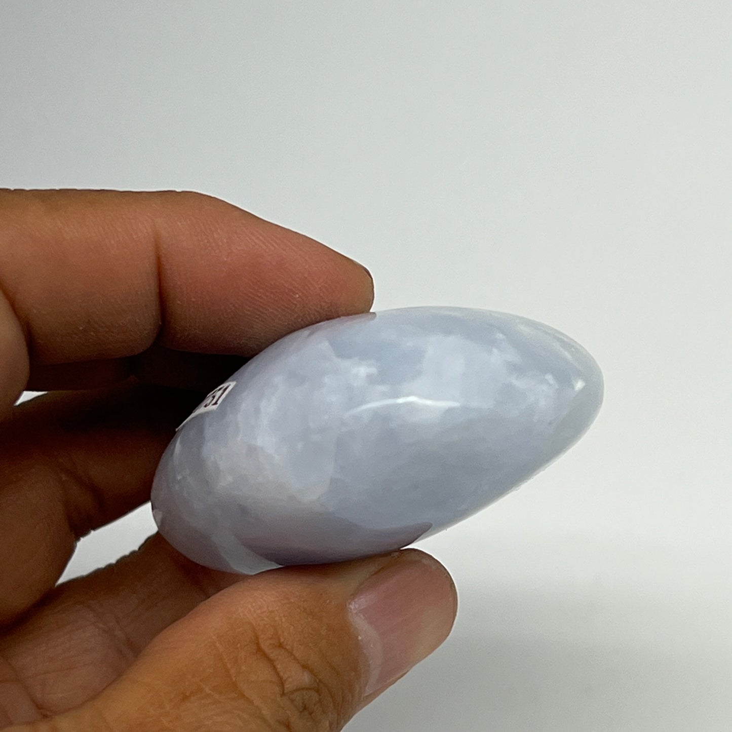 103.7g, 2.6"x1.9"x1" Blue Calcite Small Palm-Stone Tumbled @Madagascar, B20751