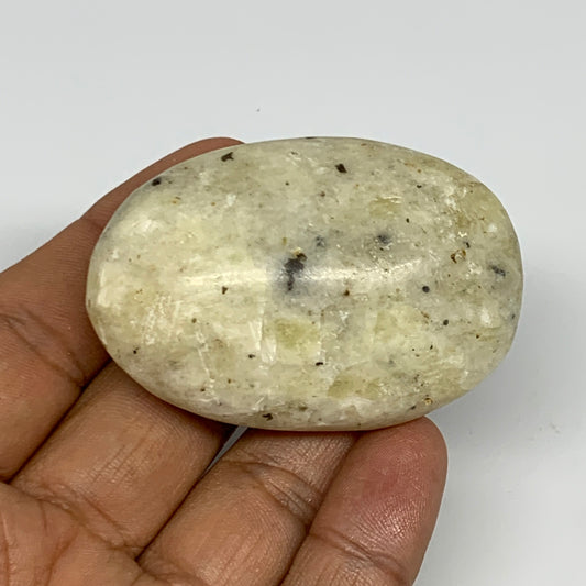 68.5g,2.2"x1.5"x0.8", Natural Yellow Calcite Palm-Stone Crystal Polished Reiki,