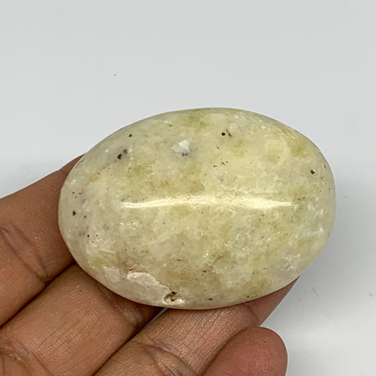 70.4g,2.1"x1.5"x0.9", Natural Yellow Calcite Palm-Stone Crystal Polished Reiki,