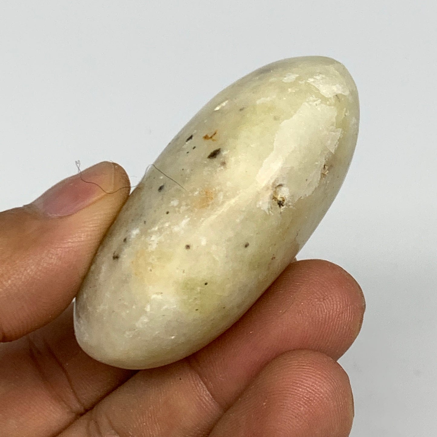 70.4g,2.1"x1.5"x0.9", Natural Yellow Calcite Palm-Stone Crystal Polished Reiki,