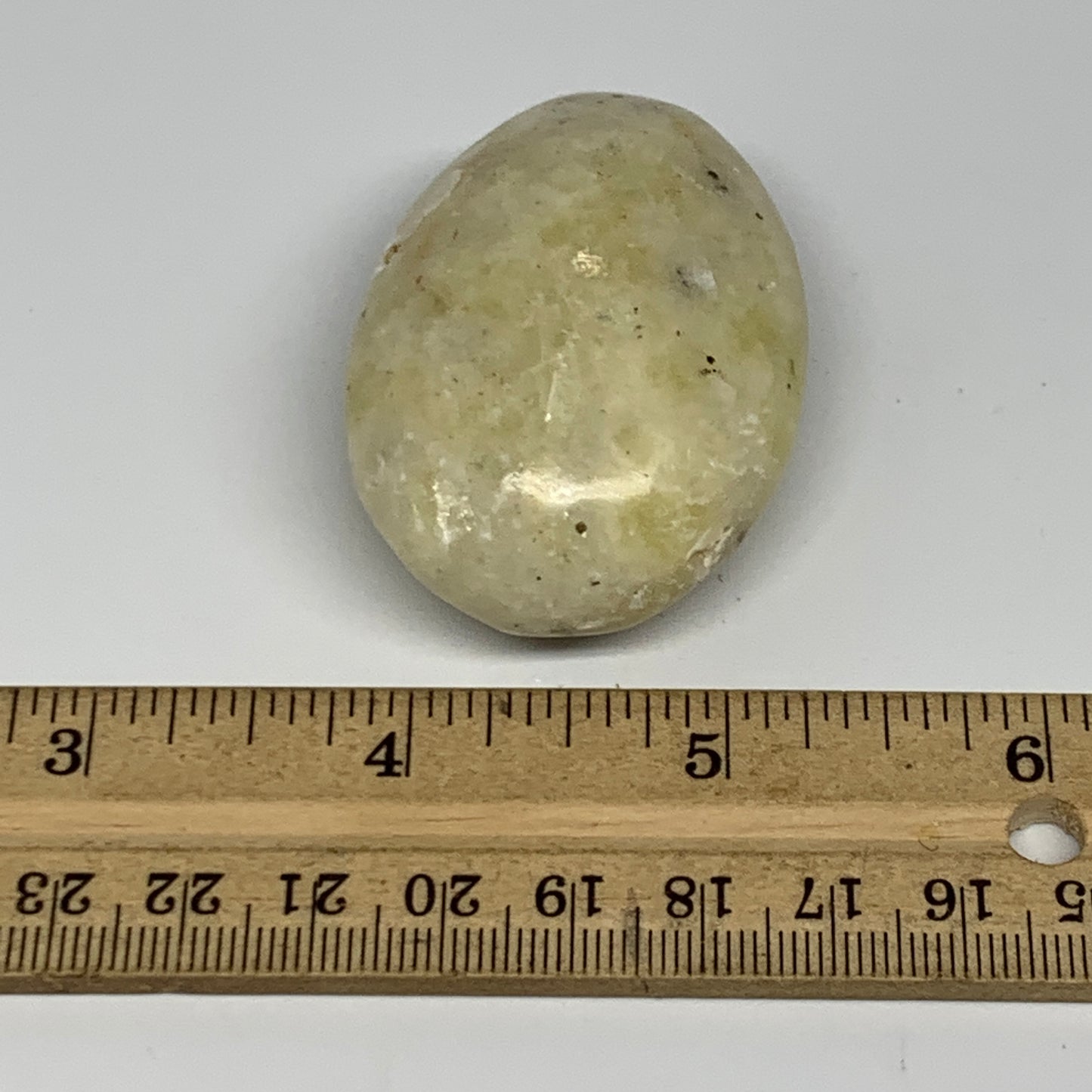 70.4g,2.1"x1.5"x0.9", Natural Yellow Calcite Palm-Stone Crystal Polished Reiki,