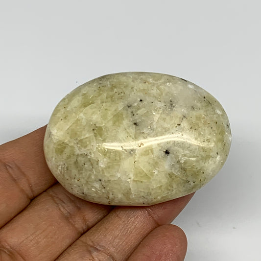 74.7g,2.2"x1.6"x0.9", Natural Yellow Calcite Palm-Stone Crystal Polished Reiki,