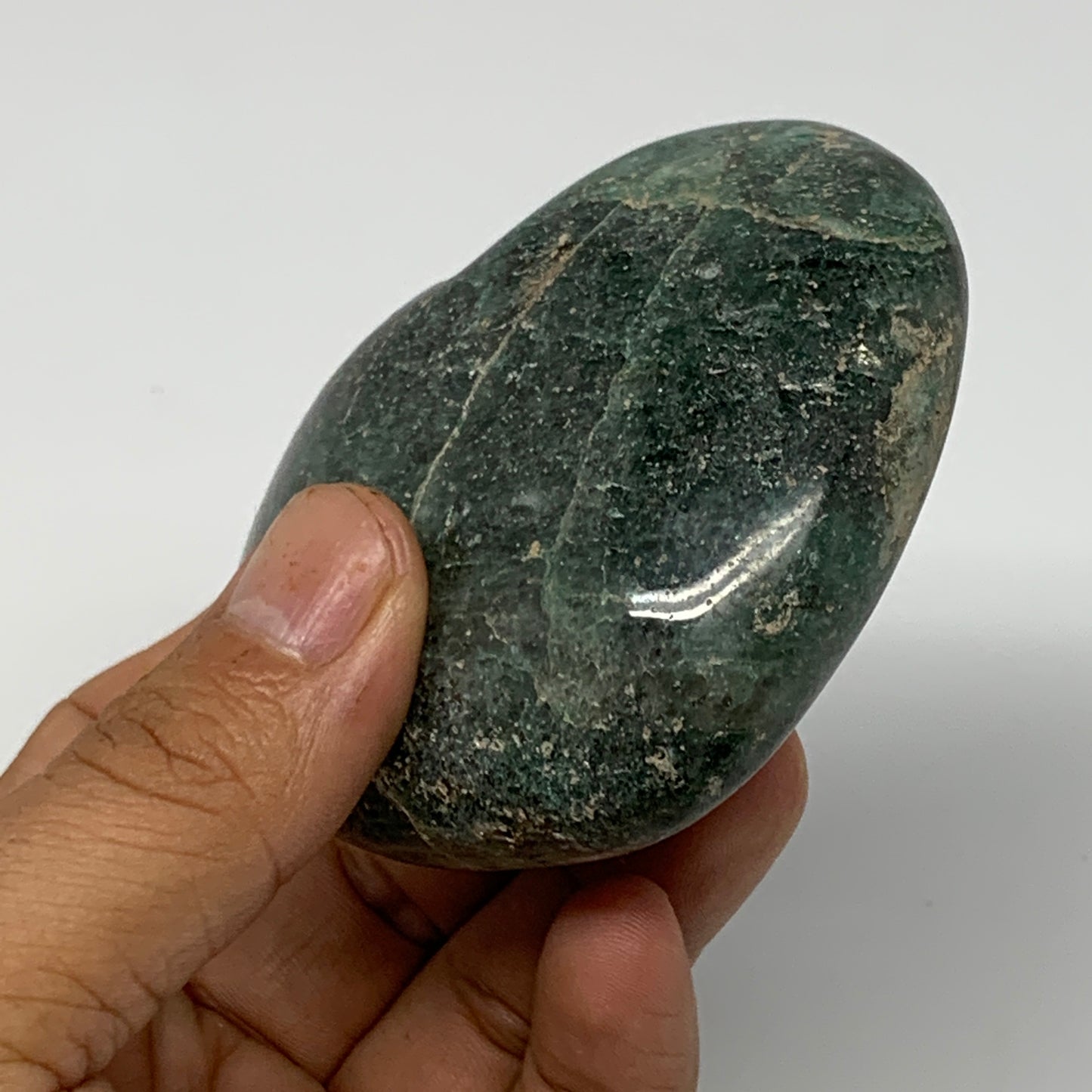 208.7g, 2.5"x3"x1.2" Natural Untreated Green Quartz Heart Crystal Reiki, B17623