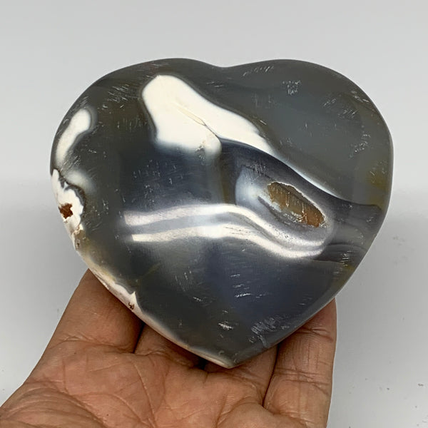 413.9g,3.4"x3.6"x1.6" Agate Heart Polished Healing Crystal, Orca Agate, B17632
