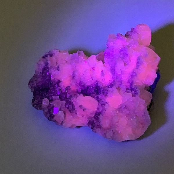 1410g, 6.5"x6"x2.6", UV Reactive Chalcopyrite Calcite Cluster Fluorite Mineral S