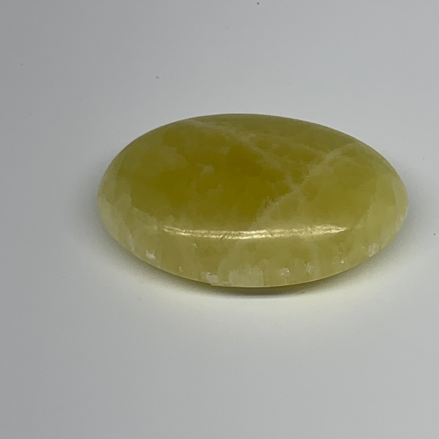 116.8g, 2.8"x1.9"x0.9", Lemon Calcite Palm-Stone Crystal Polished @Pakistan,B259