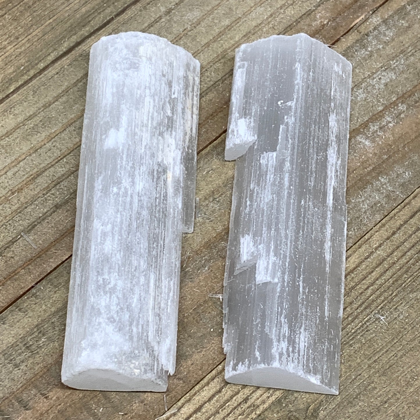 167.7g, 4", 2pcs, Natural Rough Solid Selenite Crystal Blade Wand Stick,F3281