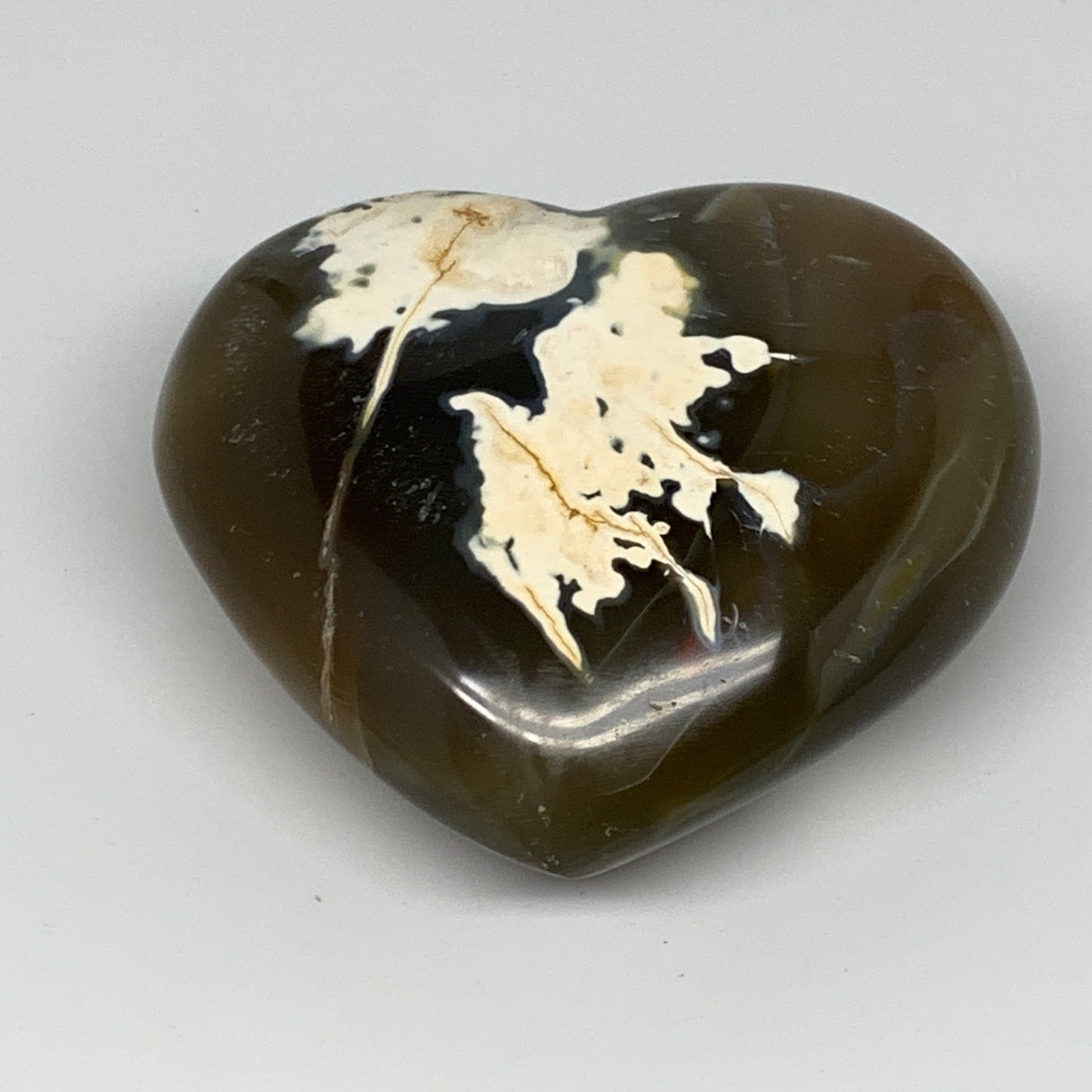 580g,3.7"x4.1"x1.7" Agate Heart Polished Healing Crystal, Orca Agate, B17667