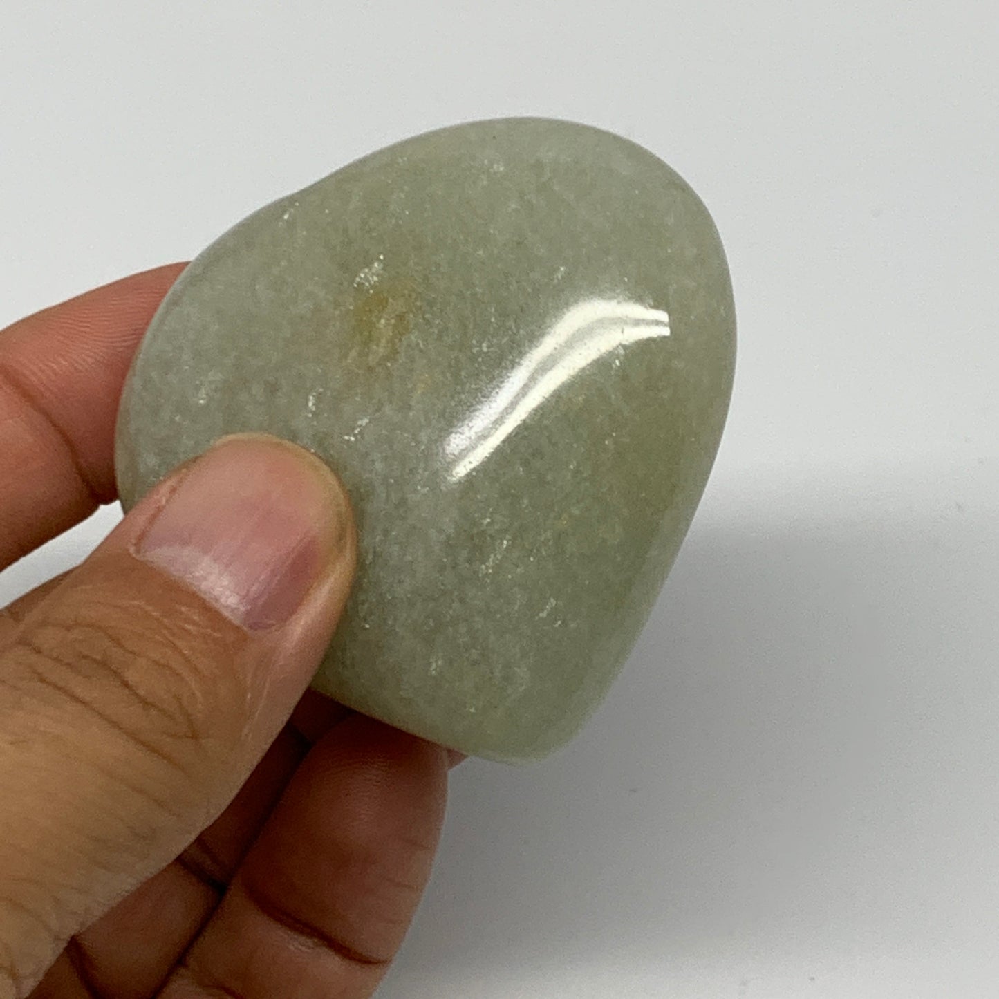 83.5g,2.1"x2"x0.8" Natural Green Aventurine Heart Crystal Stone @India, B22534