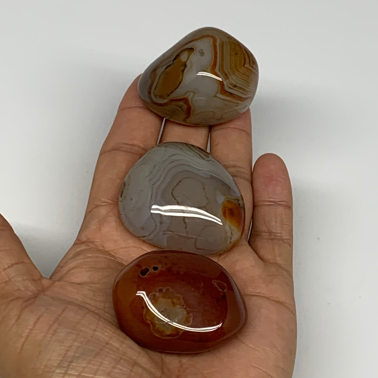 168.8g, 1.7"-1.8", 3pcs, Sardonyx Palm-Stone Gem Crystal Polished Reiki, B26504