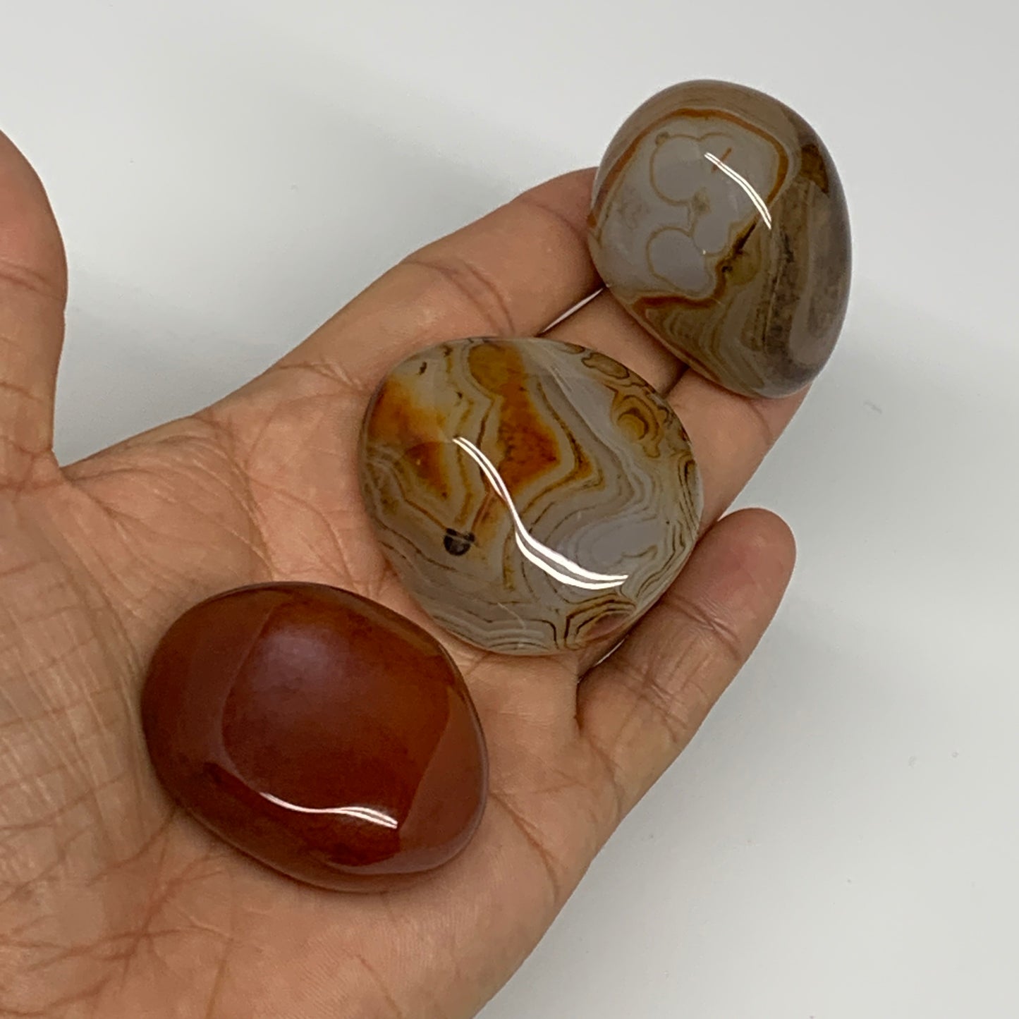 168.8g, 1.7"-1.8", 3pcs, Sardonyx Palm-Stone Gem Crystal Polished Reiki, B26504