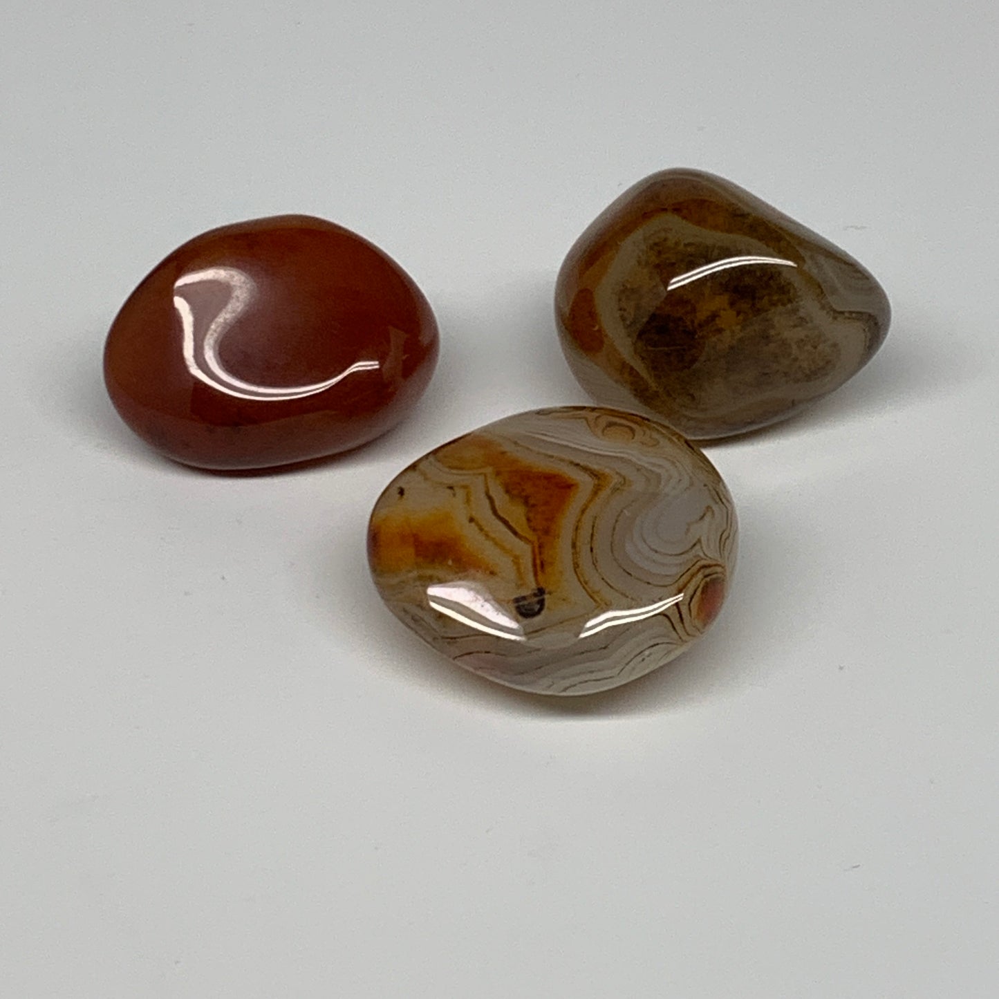 168.8g, 1.7"-1.8", 3pcs, Sardonyx Palm-Stone Gem Crystal Polished Reiki, B26504