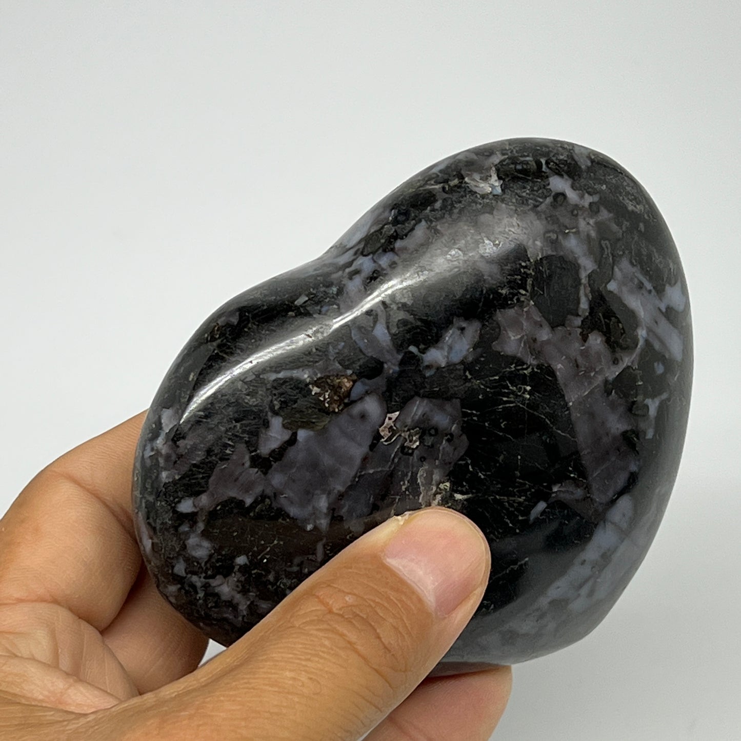 386.2g,3.2"x3.7"x1.3" Indigo Gabro Merlinite Heart Gemstone @Madagascar,B19917