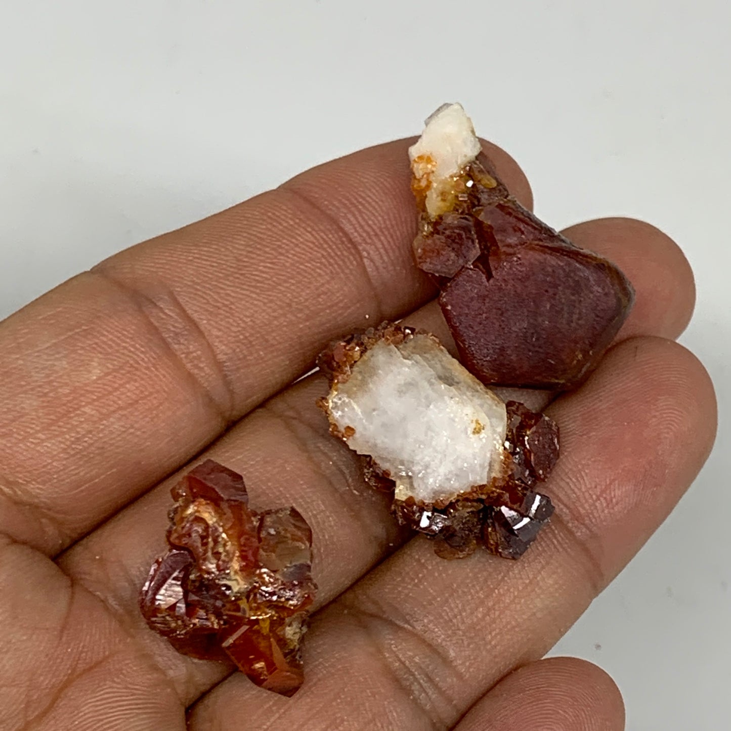 27.43g, 0.9"-1.2", 3pcs, Vanadinite On Barite Crystals Cluster Mineral Specimens