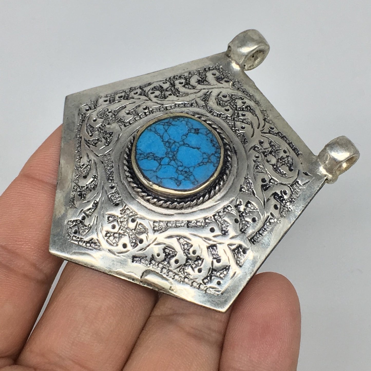 1pc, 2.5"x2.3"x0.5",Turkmen Pendant Blue Turquoise Inlay Pentagonal Shape,TN557