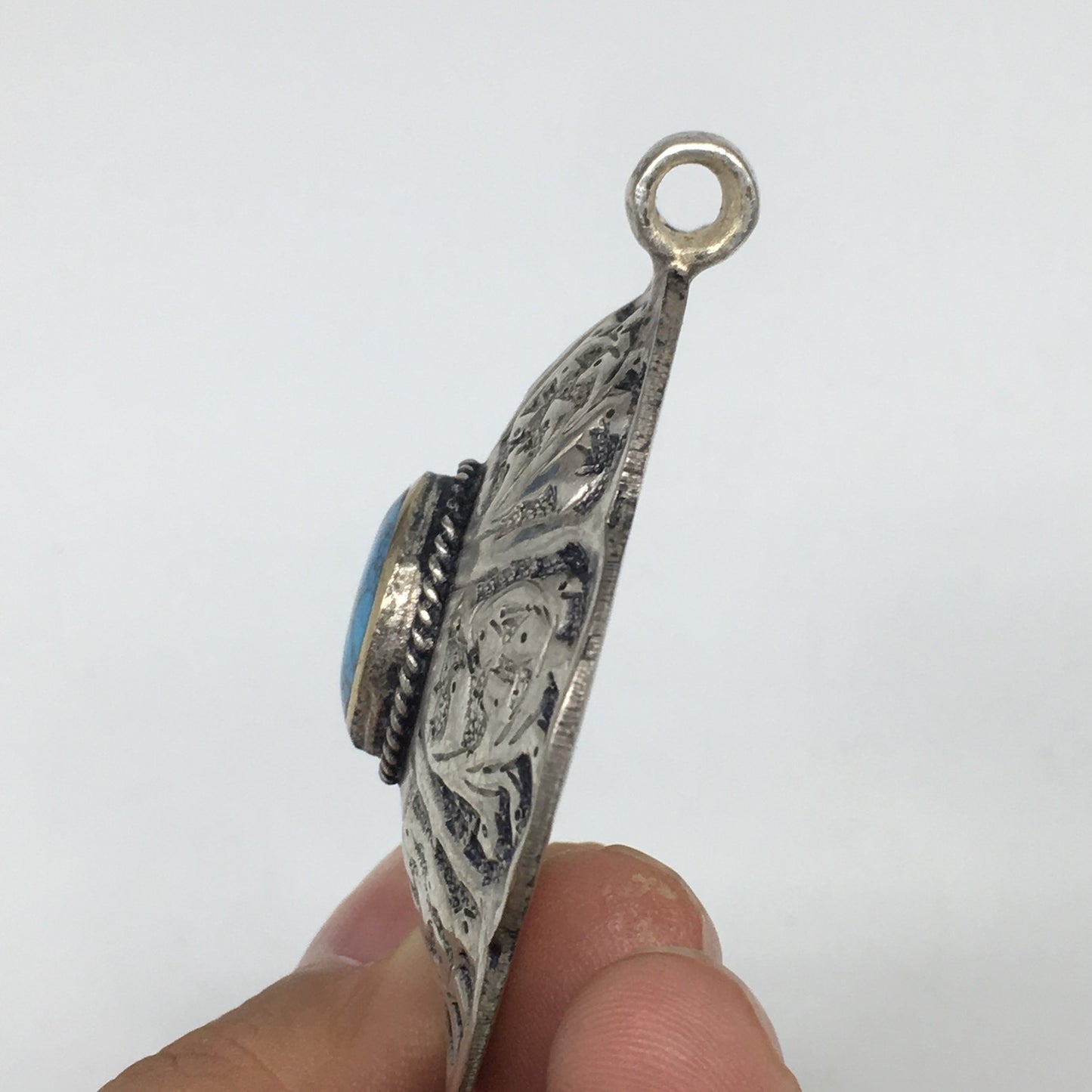 1pc,2.3"x2.1"x0.6",Turkmen Pendant Blue Turquoise Inlay Flower Shape,TN562