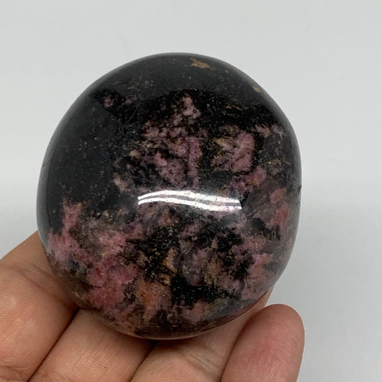 238g, 2.4"x2.1"x1.6", Rhodonite Palm-Stone Polished Reiki Madagascar,B12099