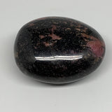 187.5g, 2.4"x2"x1.3", Rhodonite Palm-Stone Polished Reiki Madagascar,B12107