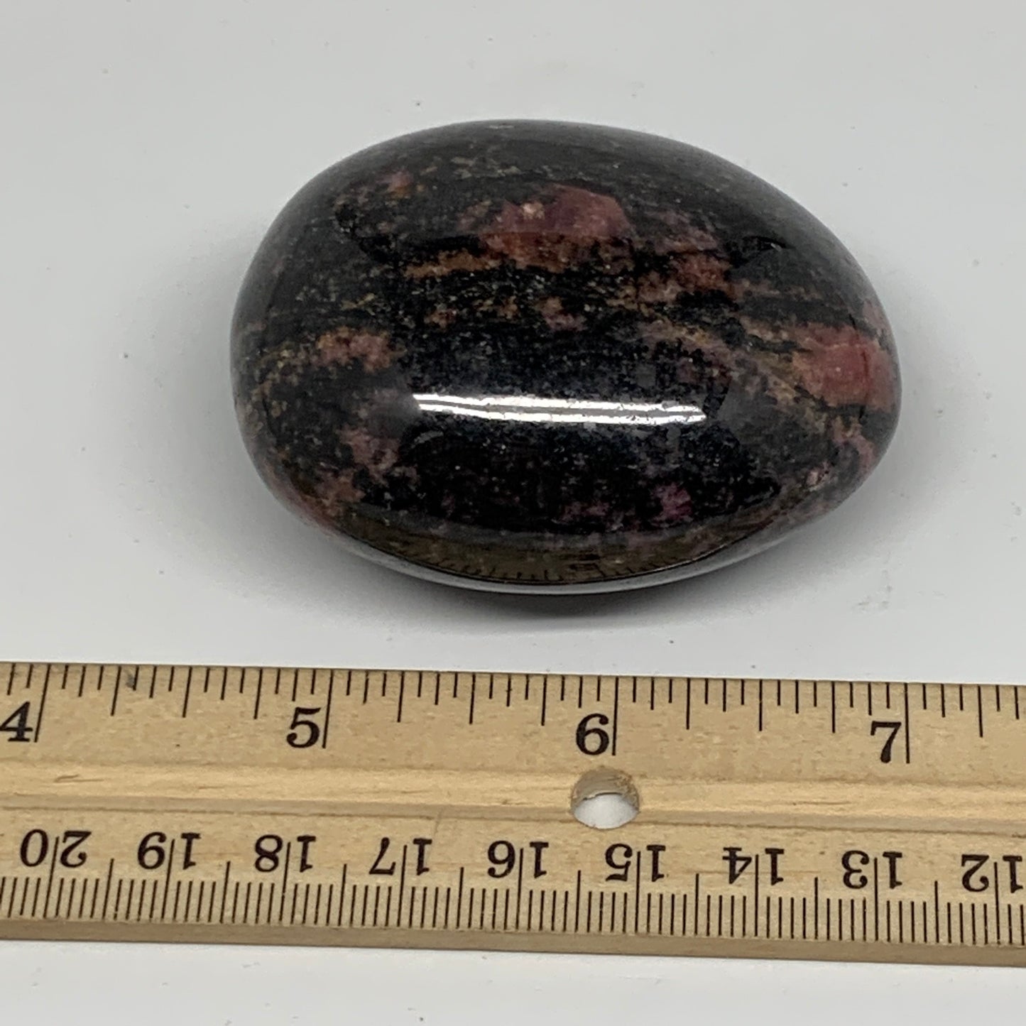 187.5g, 2.4"x2"x1.3", Rhodonite Palm-Stone Polished Reiki Madagascar,B12107