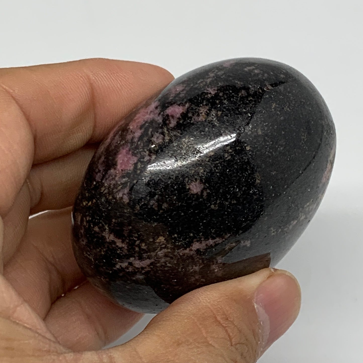202.5g, 2.3"x2"x1.5", Rhodonite Palm-Stone Polished Reiki Madagascar,B12110