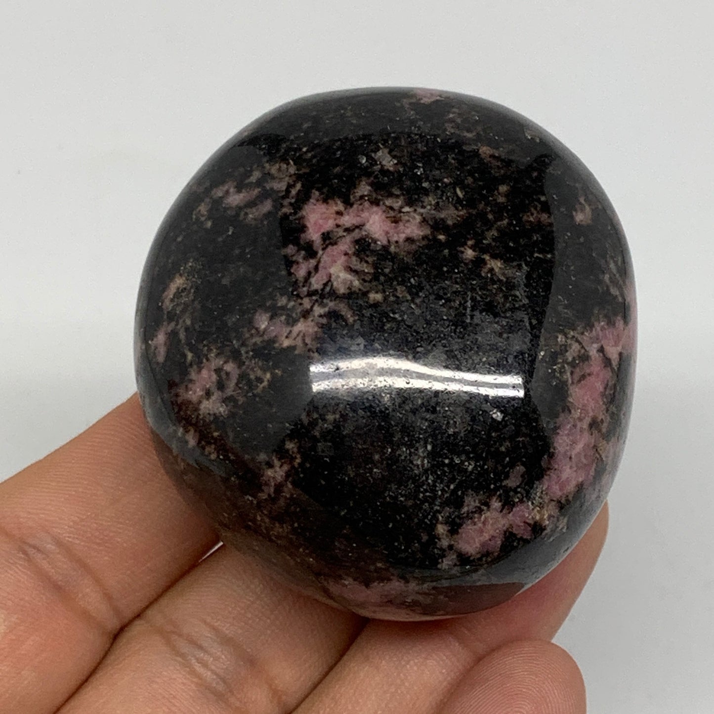 164.4g, 2.2"x1.9"x1.4", Rhodonite Palm-Stone Polished Reiki Madagascar,B12112